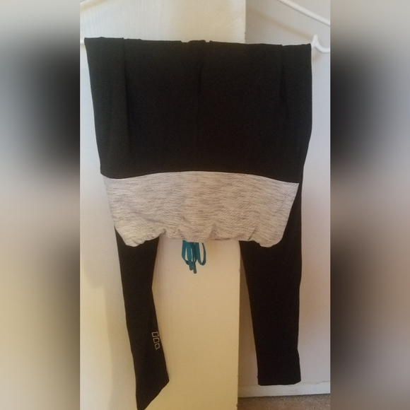 Workout pants - Picture 2 of 3